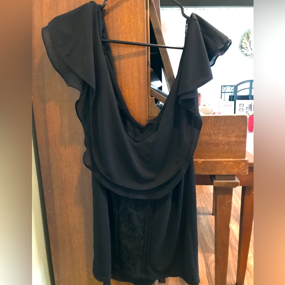 Elegant Sleeveless Black